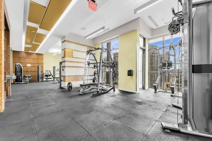 Luxury 2Br Downtown Facing Cn Tower Apartment Toronto