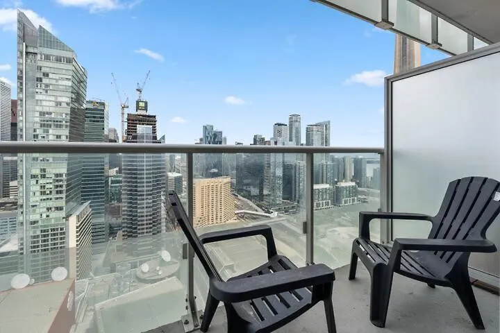 Luxury 2Br Downtown Facing Cn Tower Apartment Toronto